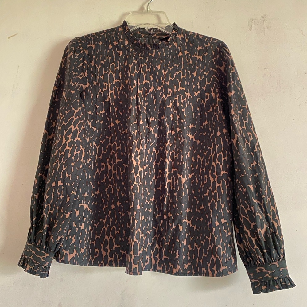 Rails Ariana Savannah leopard high neck blouse size small